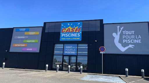 Photo de Crréa D'oc Piscine à Gourdon (46300)