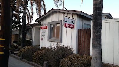 Photos of U-Haul of Lake Forest