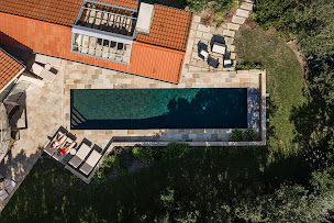 Photo n°37 de Piscines de France Bonne - Piscines de France 74 - Construction de Piscine à Bonne (Magasin de matériel pour piscines)