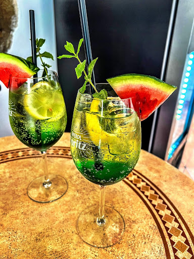 Caffe' Garibaldi - Visual