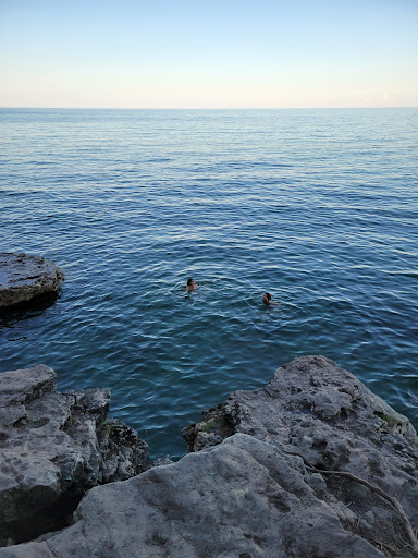 Cave Point County Park - Thumbnail