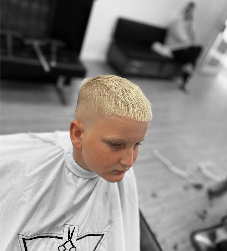 Comments and reviews of Trendz Barbers (Traditional Turkish Barber)