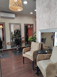 Photo n°1 de Ô Salon à Le Bouscat (Salon de coiffure)