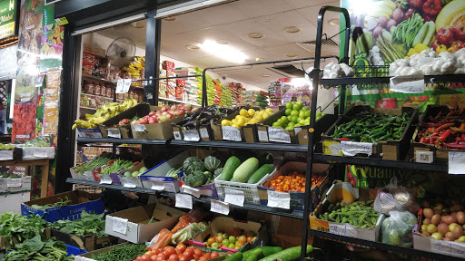 Fresh Quality Fruit & Veggie - Thumbnail