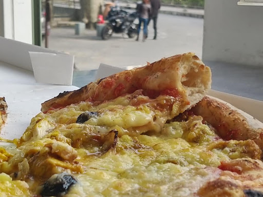 Salsa Pizza