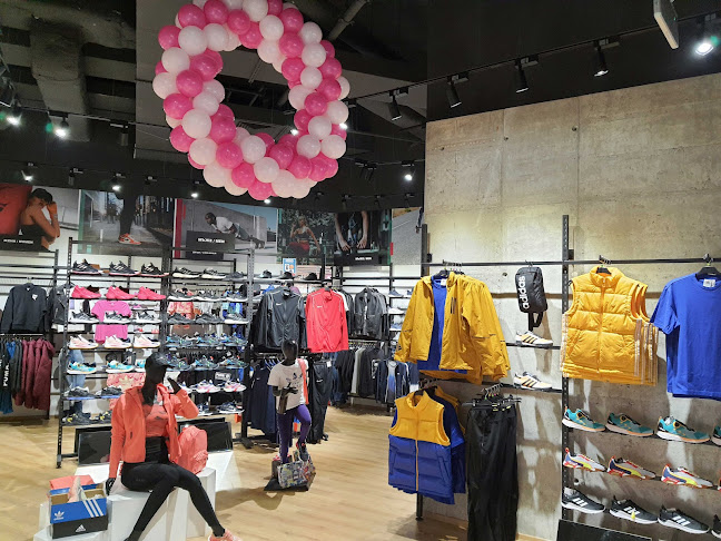 Opinii despre Dress4less Варна Делта Планет Мол în Варна - Магазин за спортни стоки