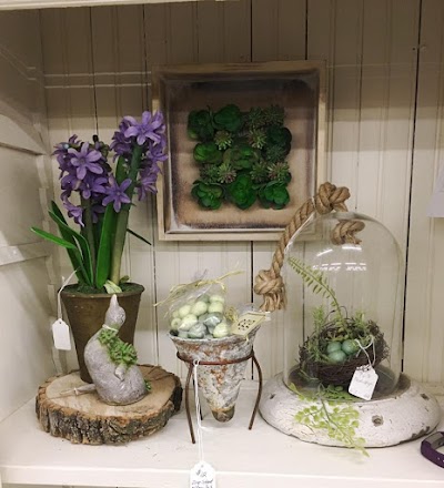 Photos of Garden House Antiques and Vintage Home Decor
