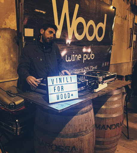 Wood Wine Pub - Thumbnail