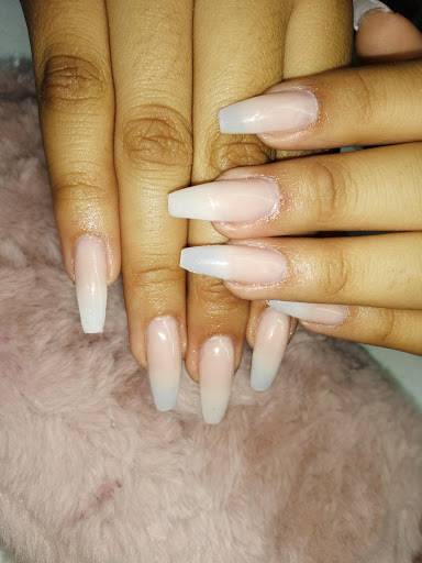 Cherry nails Ags - Visual