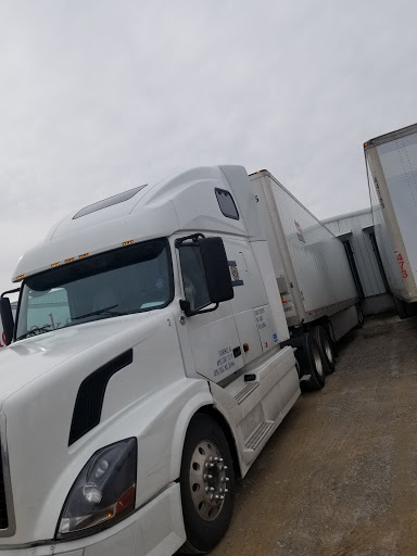 FMC Elite Trucking Services Company LLC Logo
