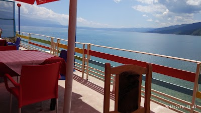 Camping Fish Restaurant Korca