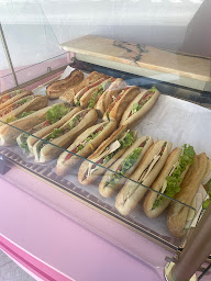 Photo n°1 de BOULANGERIE PLACE CHENNEVIERE à Conflans-Sainte-Honorine (Boulangerie)