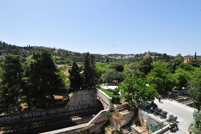 Αδριανού 19, Αθήνα 105 55