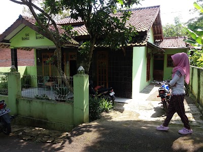 Photos of Rosyida Bordir "Butik & Konveksi"