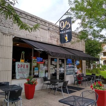 915 Pub & Grill