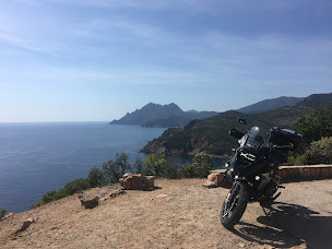 Photo n°10 de Corsica Strada à Calvi (Atelier de réparation pour motos)