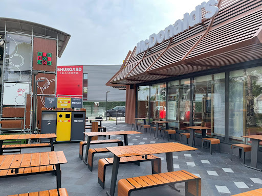Photo 4 - Burger King