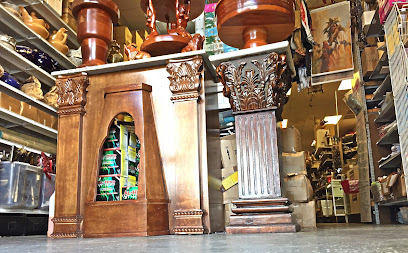 Foto de St Francis Botanica & Supply 