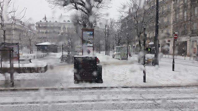 Chez Camille Hotel Café Restaurant