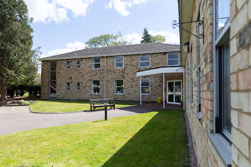 Home Close Care Home Logo