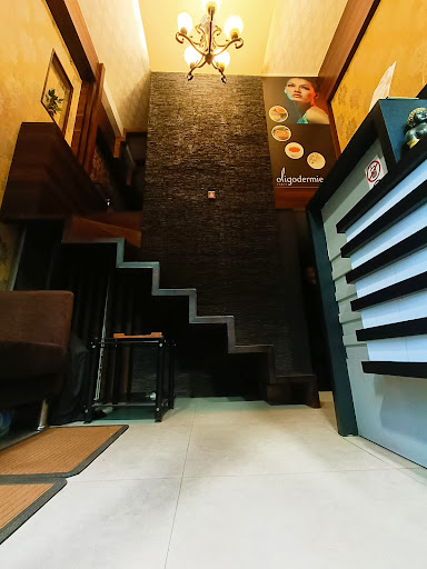 Spa interior 10