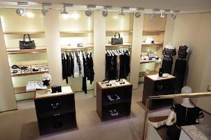 Photo n°31 de Anne Fontaine à Cannes (Magasin de vêtements pour femmes)