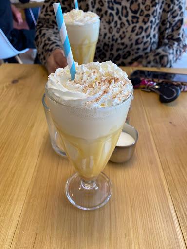 Peonies Cafe - Visual