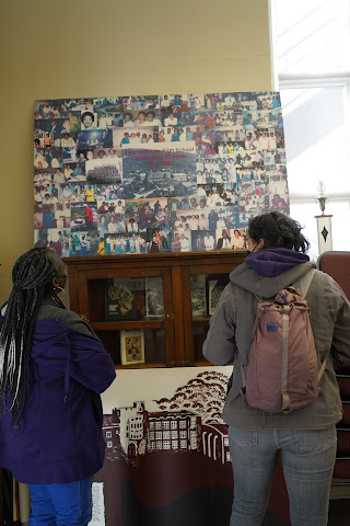 Hood Huggers International by null