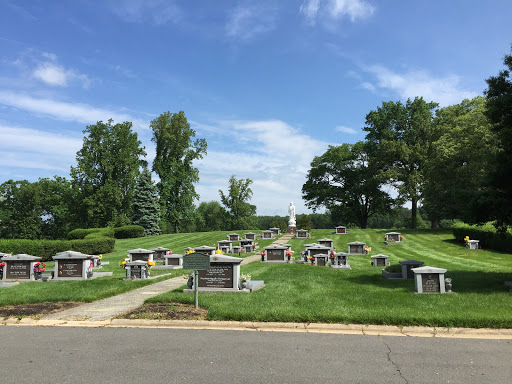 Buddhist Memorial Garden in Washington DC - Thumbnail