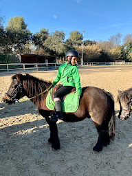 Photo n°3 de Centre Equestre Miramas | Mas de Combe à Miramas (Centre de randonnée équestre)