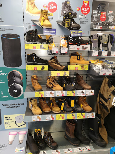 Screwfix Folkestone - Visual