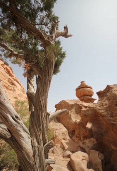 Photos of Urn Tomb