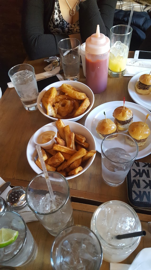 Locksmith Wine & Burger Bar
