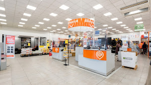 Photo n°5 de POINT.P - Cherbourg Matériaux-Showroom à Cherbourg-en-Cotentin (Service de gestion des déchets)