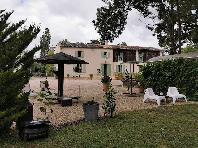 Maison Flore by null