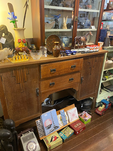 Maleny Country Antiques - Thumbnail