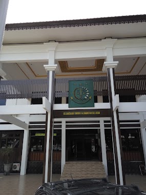 High Court of South Kalimantan, Author: berry sonk