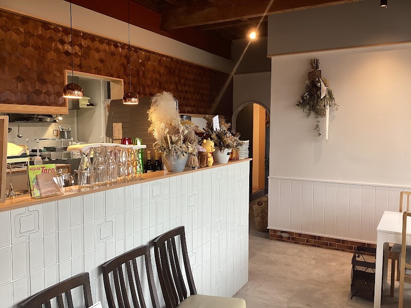 MONTECORVO モンテコルヴォ