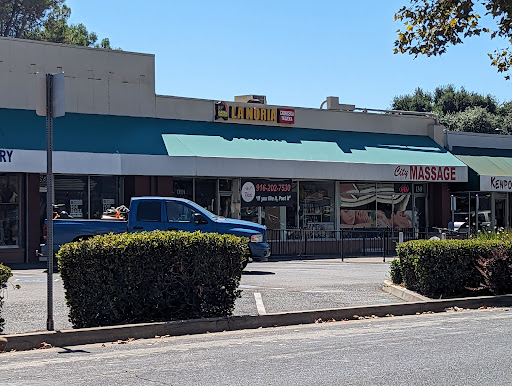 Mina Bazaar & Thrift Shop