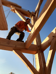 Photo n°1 de TradiVarius Charpentiers à Octon (Menuisier)