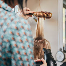 Photo n°1 de Miss Lulu et le Barbier du Château à Cognin (Barbier)