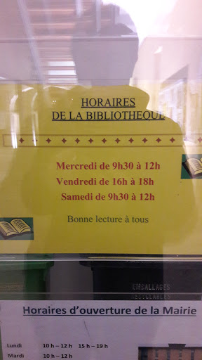 Bibliotheque (1er étage mairie)