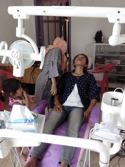 Photos of KLINIK GIGI RIKKA AMD,KG