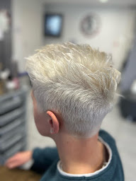 Photo n°22 de Dyl'eme Coiffure à Saint-Félix (Salon de coiffure)