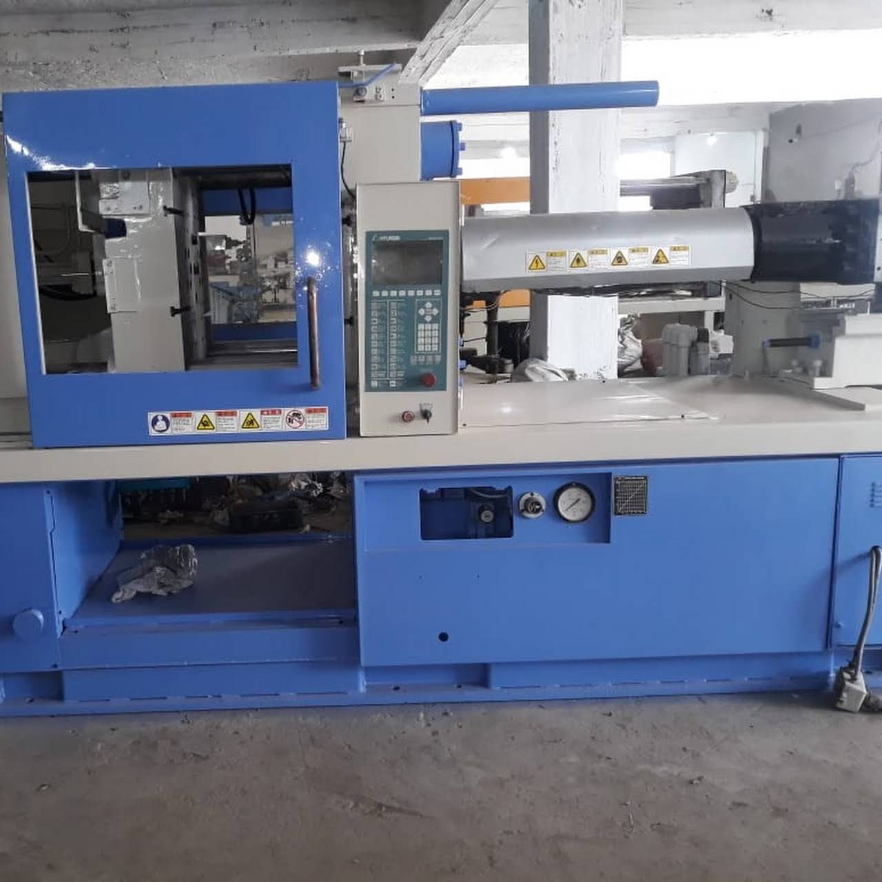 shaheen corporation & plastic injection molding machines traders