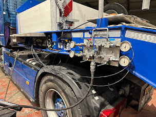 Photo n°10 de M.S.R.A - REMORQUES à Chassieu (Concessionnaire de remorques)