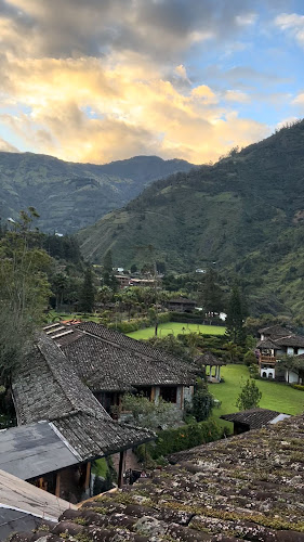 E30, Baños de Agua Santa 180250