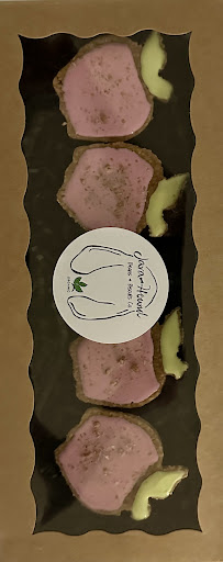 Java Hound Beans & Biscuits Co. - Visual