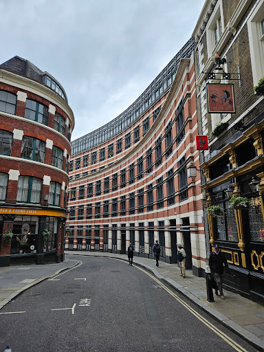 The Shaws Booksellers, EC4 - Thumbnail
