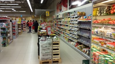 Photos of Madara 93 Top Shop